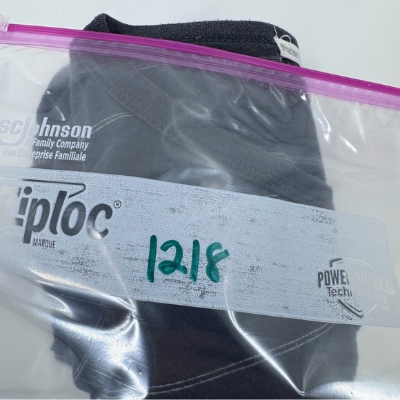 Marine Layer Blue and Silver Short Sleeve Tee with front pocket - Picture 6 of 6